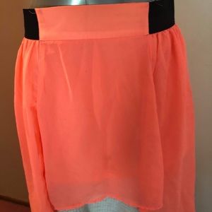 Hi- Low, High waisted skirt